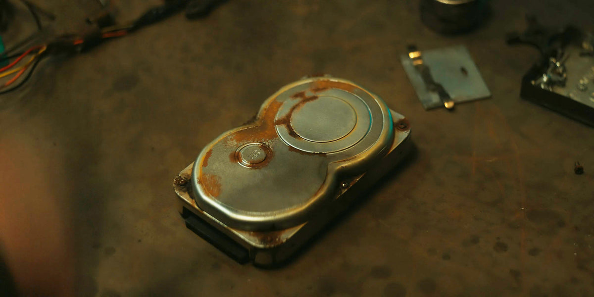 Silo Hard Drive - Wool - 1:1 screen-accurate reproduction